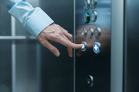 Omaxe Mall Dwarka Amenities - Hi-Speed Lifts.jpg